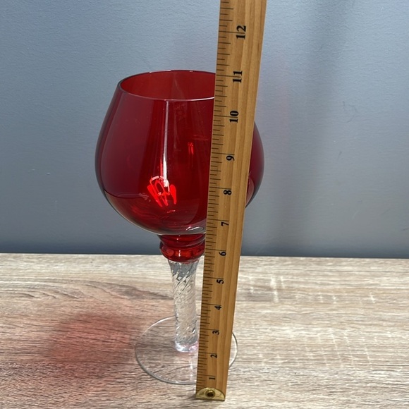 Elegant Red Glass Goblet Candle Holder - Picture 7 of 8